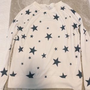 Star pullover small